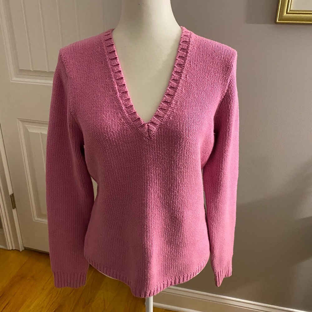 GAP Sweater. Size M Pink. EUC